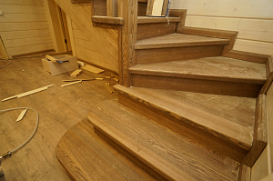 Вдохнуть жизнь в стены: полный цикл отделки дома из клееного бруса