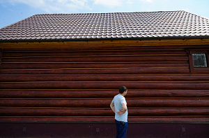 крашеный дом с теплым швом