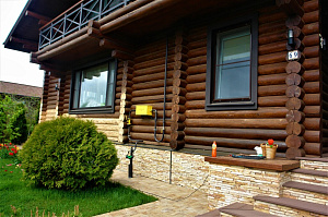 крашеный дом