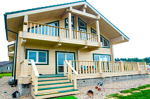 бросовой дом под маслом renner