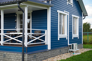 Кикино: перешлифовка и перекраска фасада системой Renner с ресурсом до 10 лет