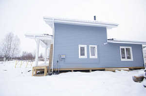 Дом обшитый сайдингом