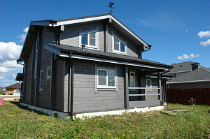 От ворсистой поверхности до благородного глянца: как многоступенчатая шлифовка и масло Renner преобразили дом