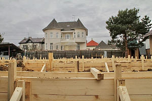 Надежный фундамент 