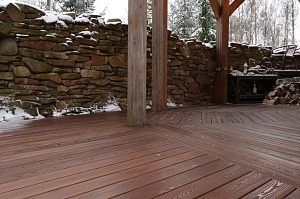 Как мы восстановили террасу: от изношенного настила до готового пространства