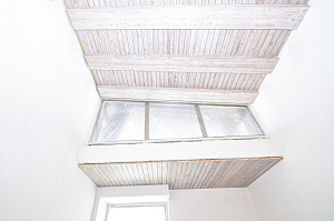 потолок с патиной