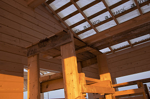 Комплексный подход к реконструкции: усиливаем, утепляем и покрываем дом качественной кровлей