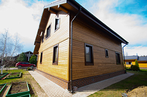 отделка дома планкеном снаружи фото