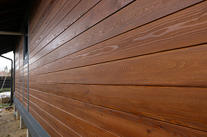 От подготовки материала до монтажа: как выглядит правильная отделка деревом