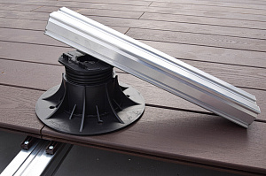 Инженерное совершенство: регулируемые опоры, алюминиевые лаги и термоясень для вашей кровли