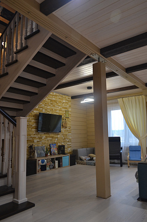 лестница двухэтажная