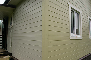 покраска деревянного дома снаружи