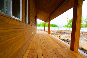 Экономия без компромиссов: как сорт ВС(С) и профиль «Вельвет» создали идеальную террасу

