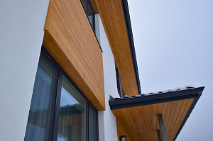 отделка дома планкеном скошенный 5