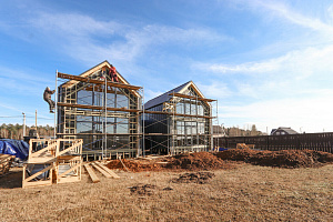 Медовая поляна: Воплощение мечты о коттеджном поселке Barnhouse