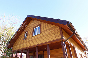 Когда дерево слушается инженера: фасад, терраса и свесы под нашим контролем