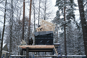 Уникальные всесезонные домики на дереве в LESO Парке