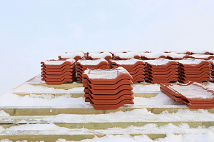 Комплексный подход к реконструкции: усиливаем, утепляем и покрываем дом качественной кровлей