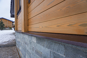 отделка фасада бруса планкеном