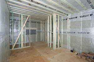 Гостевой дом в Янино: Идеальное слияние с лесным ландшафтом