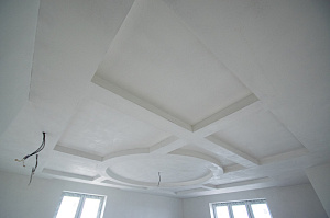 отделка потолков