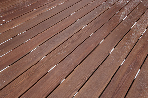 Как мы восстановили террасу: от изношенного настила до готового пространства