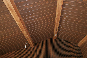 Имитация бруса из ангарской сосны с покраской лазурью Nordik Sauna от "Финкраски"