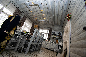 внутренняя отделка брашированным и крашеный планкеном 26