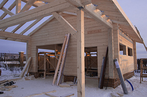 Комплексный подход к реконструкции: усиливаем, утепляем и покрываем дом качественной кровлей