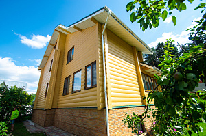 крашеный дом