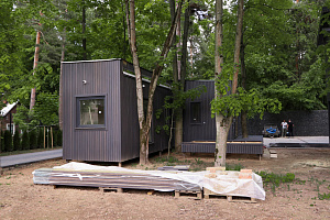 Гостевой дом в Янино: Идеальное слияние с лесным ландшафтом