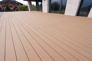 Терраса из ДПК NATUR СM Scandinavia на "Дубровке"