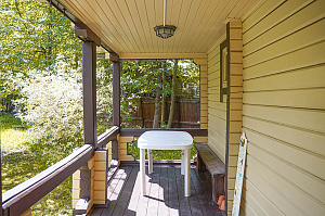 Элегантное обновление деревянных построек в Луговом: профессиональная покраска и защита от Лесобиржи-Спб