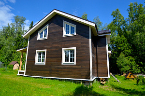 скошенный планкен на фасаде