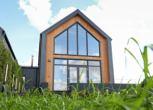 Медовая поляна: Воплощение мечты о коттеджном поселке Barnhouse