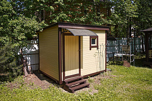 Элегантное обновление деревянных построек в Луговом: профессиональная покраска и защита от Лесобиржи-Спб