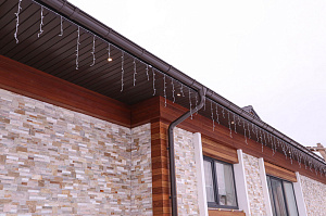 Не просто дом, а заявление: сочетание природного дерева и холодного мрамора в проекте, который выделит вас среди соседей