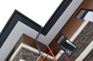 комбинированный фасад дома