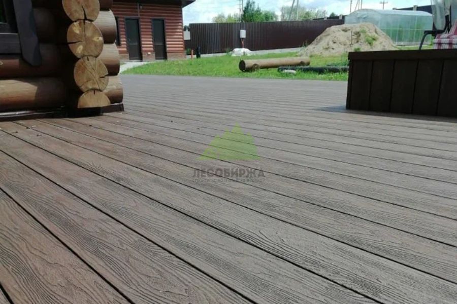 Смонтированные на террасе ДПК фирмы CM Decking dpk-doska-cm-decking-na-terrase.JPG