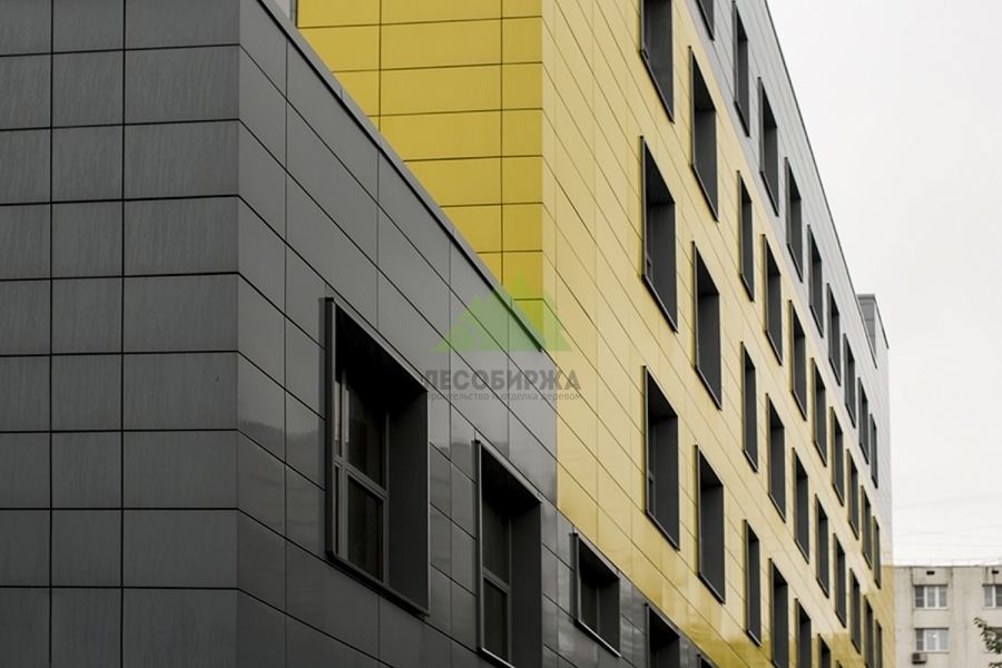 Фасад из металлокассет